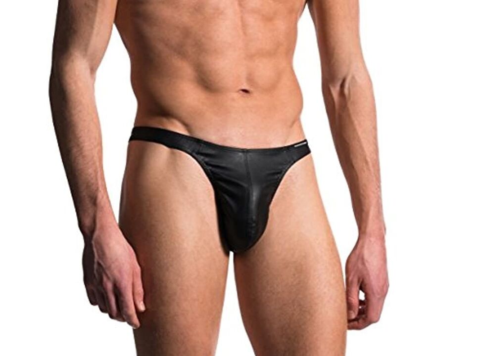 férfi megnagyobbodott pénisszel